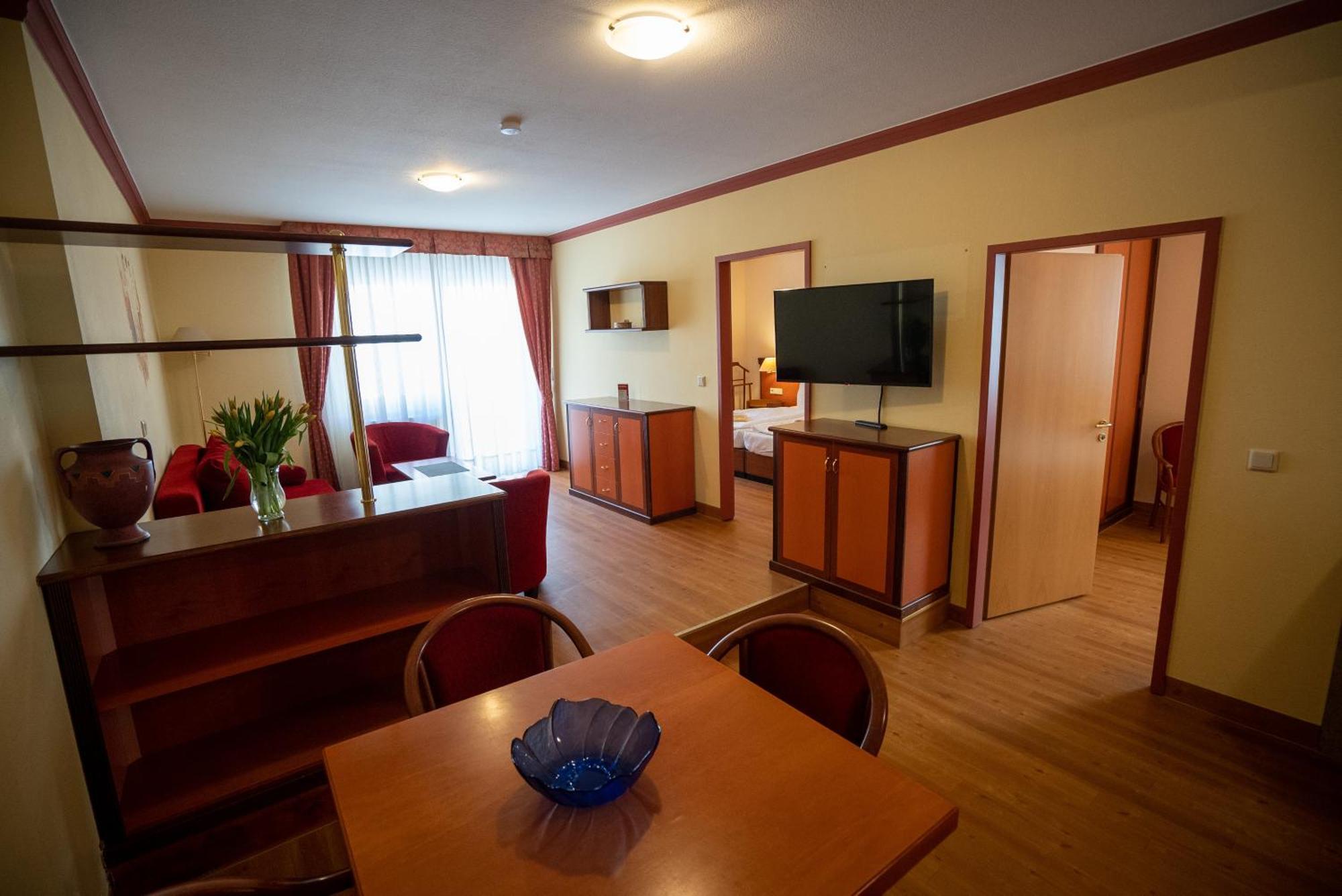 Hotel Esplanade & Aparthotel Rialto Binz Exterior photo